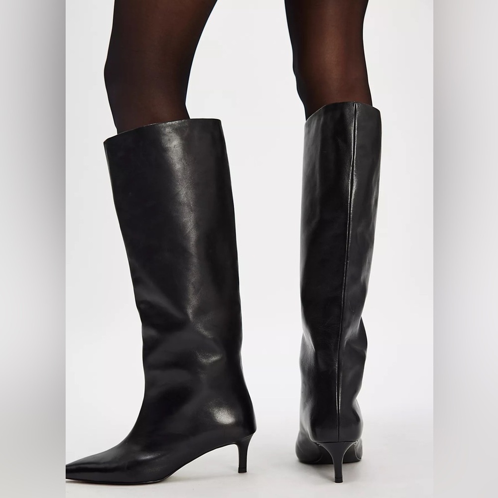 NWOB Free People Kiki Kitten Heel Leather Boots in Black - Picture 2 of 10